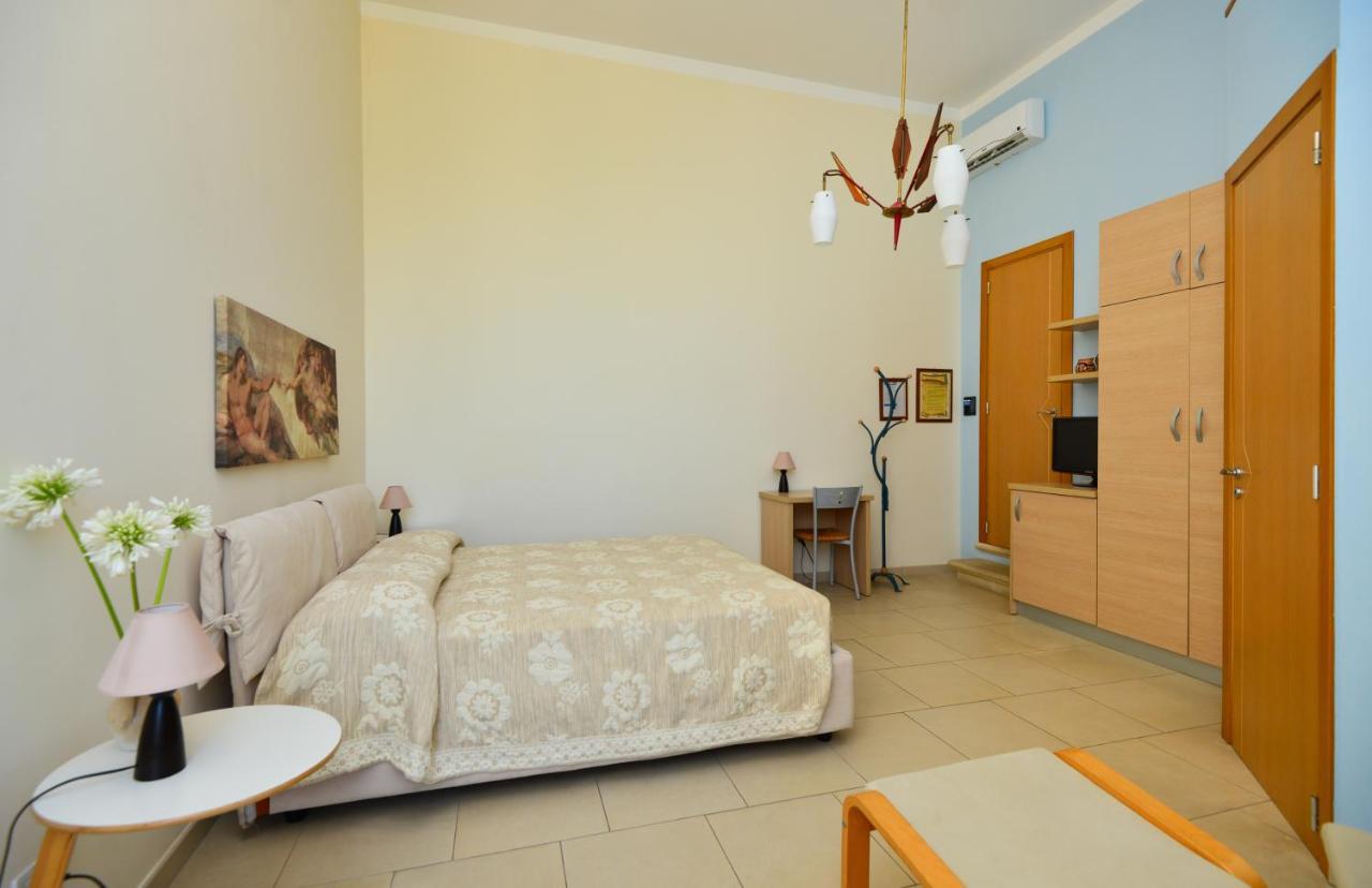 Balcone Su Otranto Hotel Luaran gambar